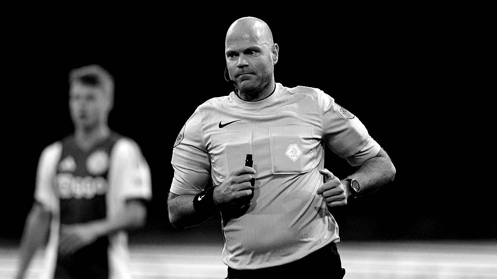 Vége – öngyilkos lett a zaklatással vádolt játékvezető