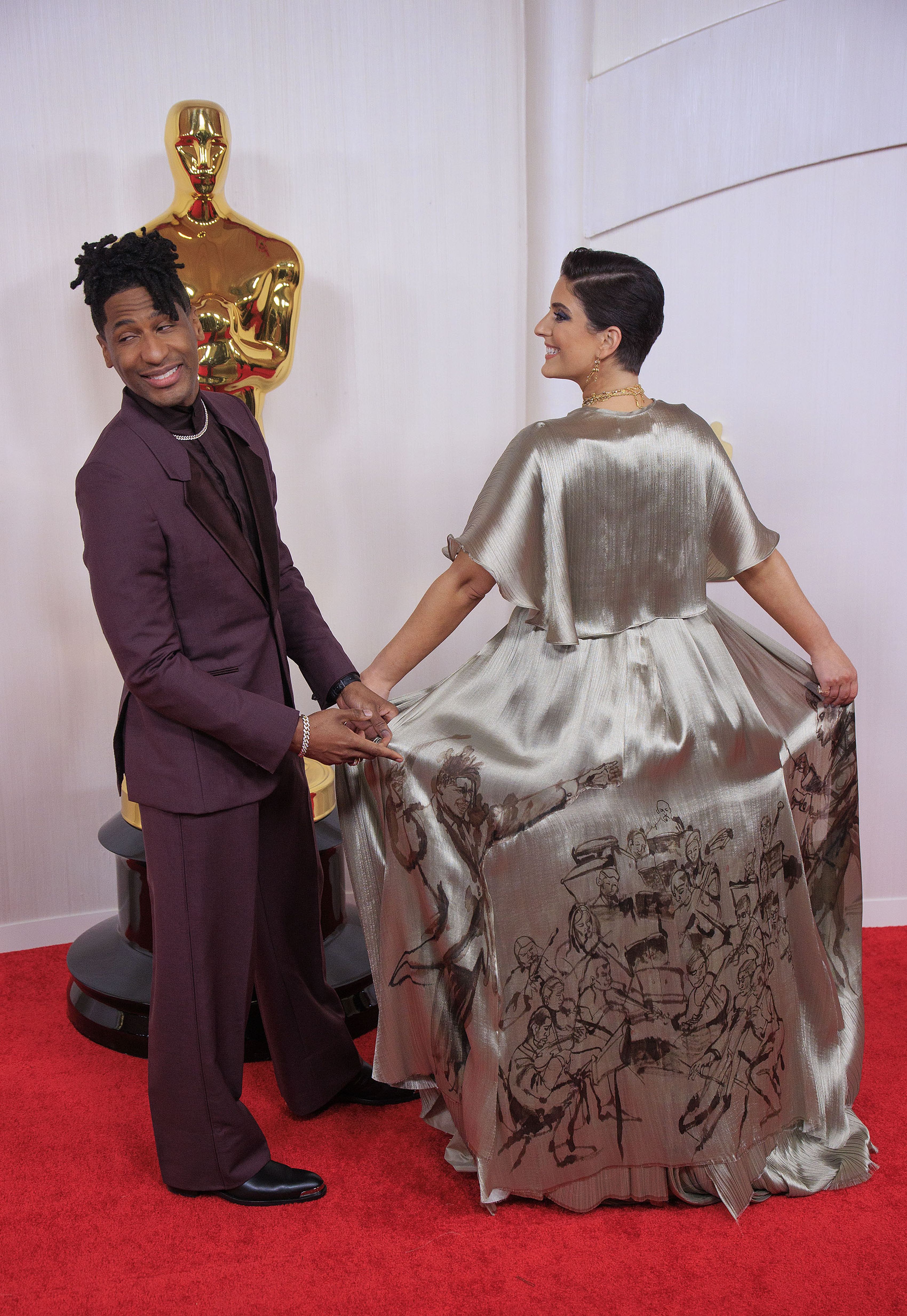 Vedete pe covorul roșu la Premiile Oscar 2024. Ce ținute au ales celebritățile