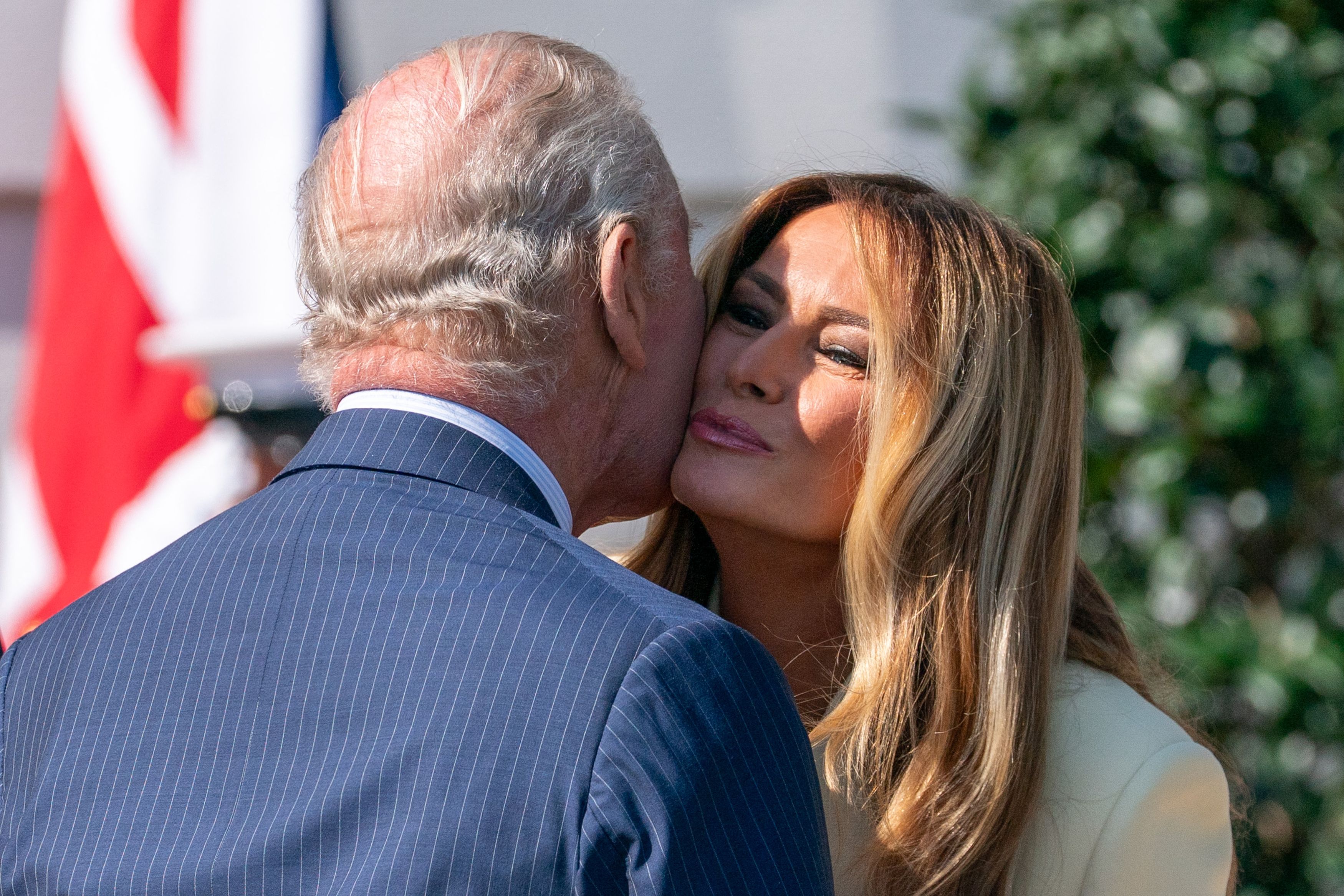 Cum au apărut regina Camilla și Melania Trump la Casa Albă. Și-au asortat ținutele două zile la rând