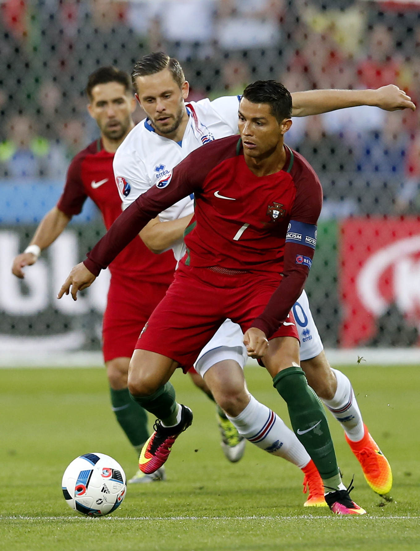 Euro 2016. Portugalia - Islanda 1-1. Insularii, debut cu dreptul la primul lor turneu final de CE din istorie / FOTO