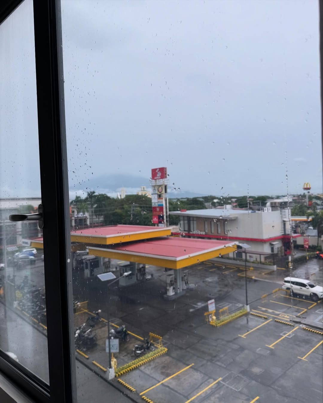 Primele imagini de la Asia Express 2025. Cum se descurcă Serghei Mizil și Mara Bănică la autostop în Filipine