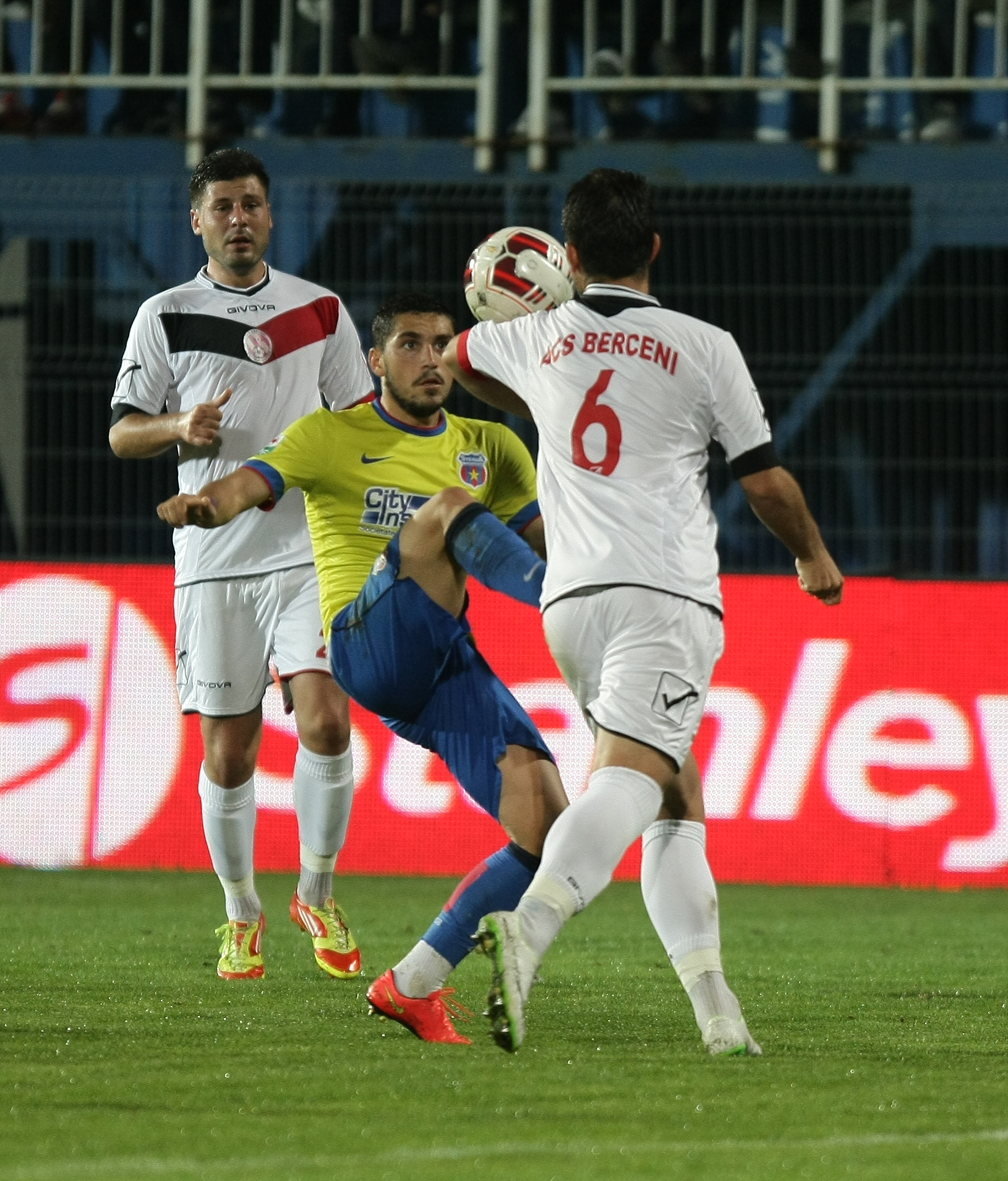VIDEO/ Cupa României, ”16”-imi: ACS BERCENI - STEAUA 0-3