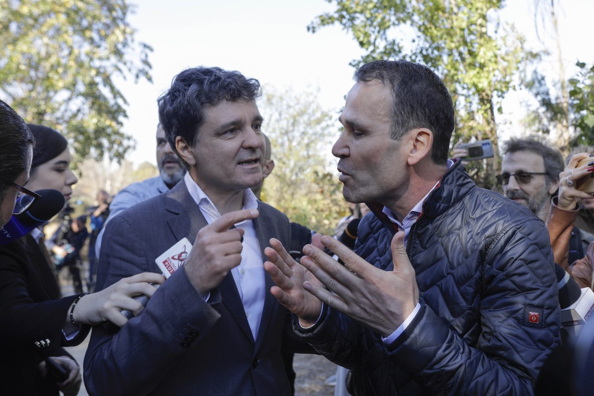 Robert Negoiță a venit peste Nicușor Dan la conferința de presă din Parcul IOR: „Nu răspundeți la telefon, la mesaj”