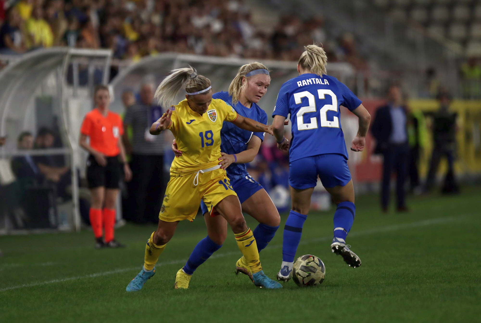 Naționala feminină a României a pierdut la limită în fața Finlandei. Singurul gol, marcat din penalty