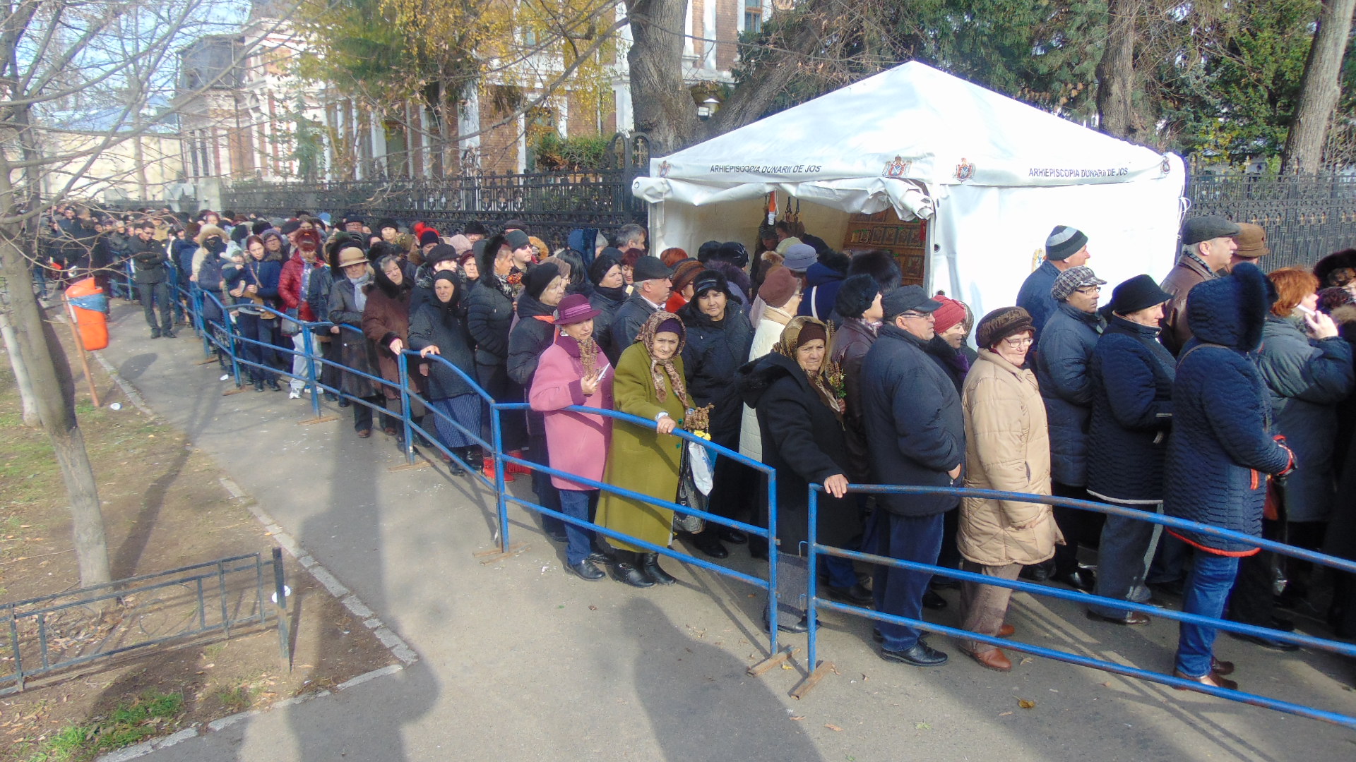 În pelerinaj la Prislop, după ce l-a cunoscut pe Arsenie Boca! ”Avea o privire pătrunzătoare”