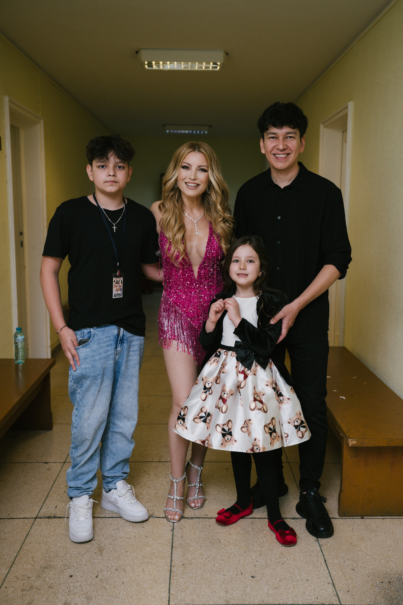 Elena Gheorghe a slăbit 4 kilograme pentru a ajunge la greutatea din liceu. Anunțul făcut pe scenă