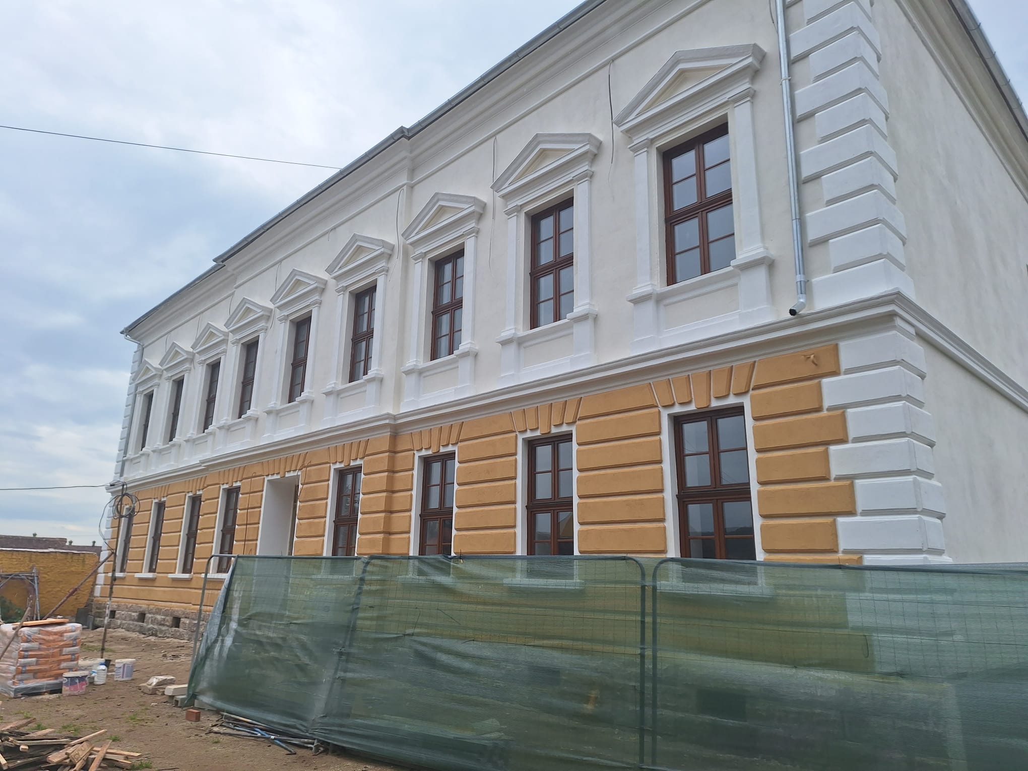 Renașterea miraculoasă a comunei Hoghilag. Localitatea a dispărut din sumarul „Știrilor de la ora 5” și a ajuns celebră pentru Festivalul Tuberozelor