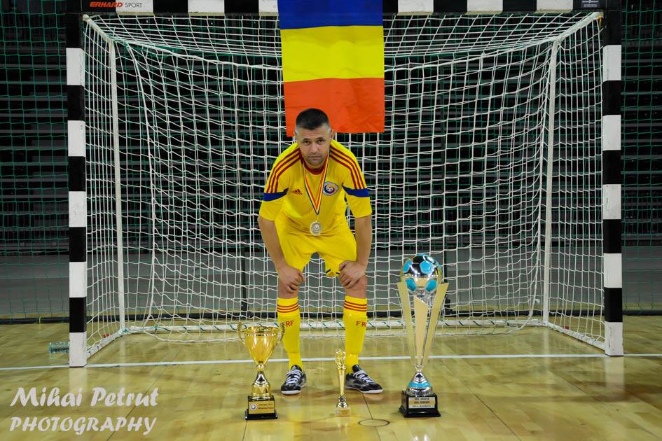 Disperarea medicului ce se ocupă de românii care au cucerit Europeanul de fotbal pentru diabetici: ^”Nimeni nu ne bagă în seamă! Am solicitat și Federația, și Ministerul, dar n-au trimis pe nimeni nici la premiere!”. Mai are nevoie de 27.000 de euro pentru acoperirea cheltuielilor cu organizarea de la Cluj-Napoca