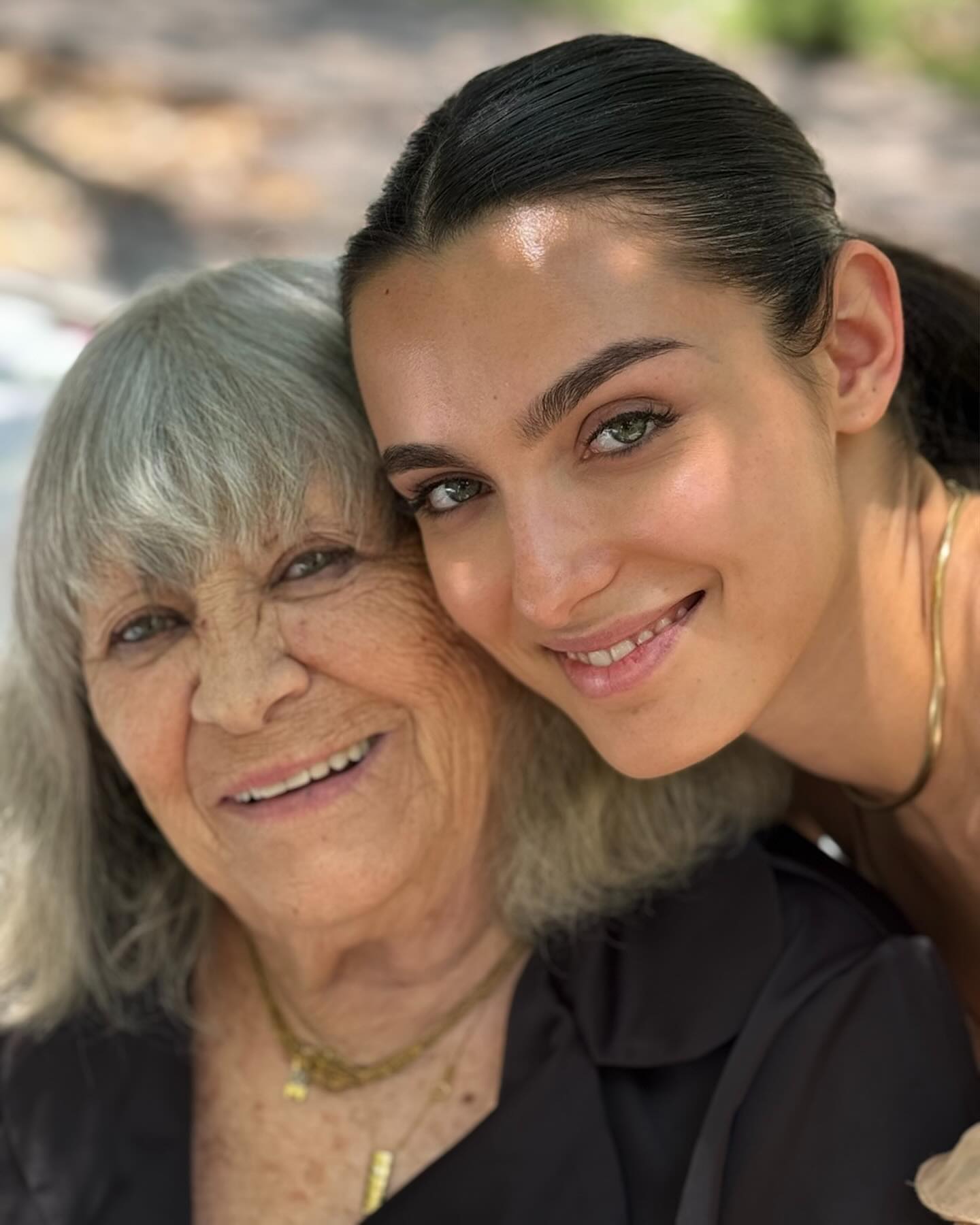 Cum arată mama Andreei Esca la 83 de ani. Ce meserie a avut Lucica Esca: „Toată viața ți-ai petrecut-o având grijă de bolnavi”