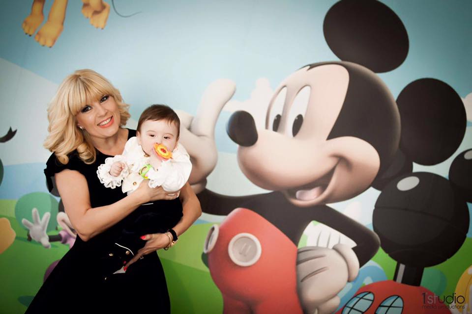 Elena Udrea, într-o postură inedită. Ce imagini a publicat pe Facebook / FOTO