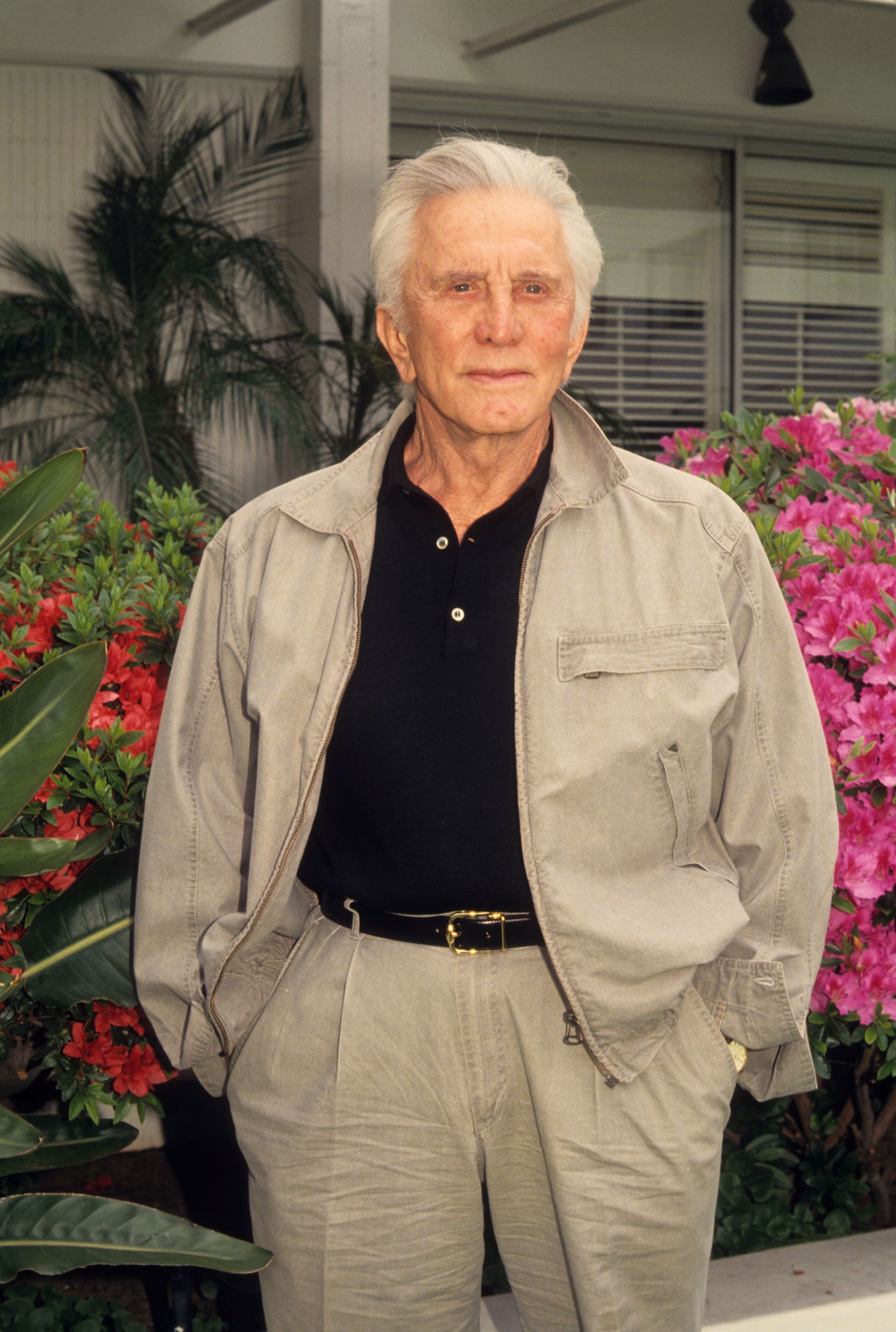 Actorul Kirk Douglas a murit la 103 ani. Mesajul transmis de fiul său, Michael Douglas