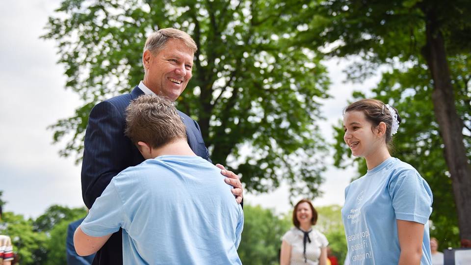Klaus Iohannis, la 59 de ani și pe final de mandat la Cotroceni: De la România lucrului bine făcut, la conflict cu Puterea politică