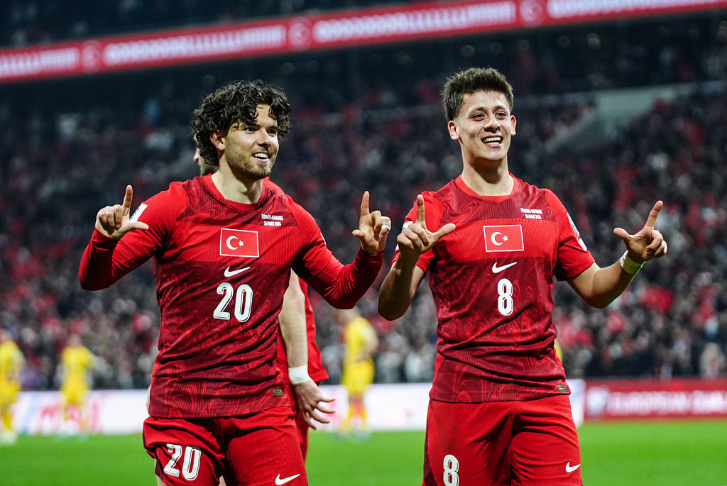 A Real Madrid sztárja is varázsolt, Isztambulban foszlottak szerte a román vb-álmok – videó