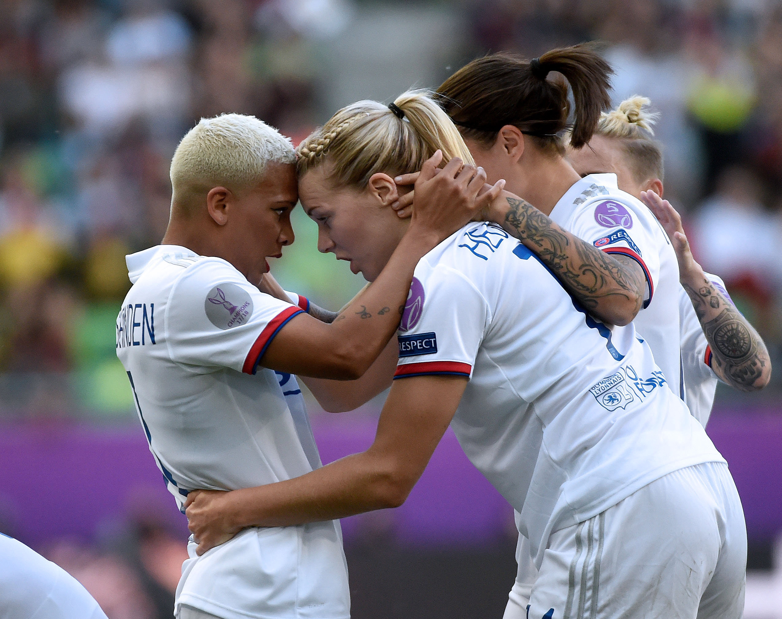 Olympique Lyon a cucerit Liga Campionilor la fotbal feminin, după ce a zdrobit Barcelona în finală