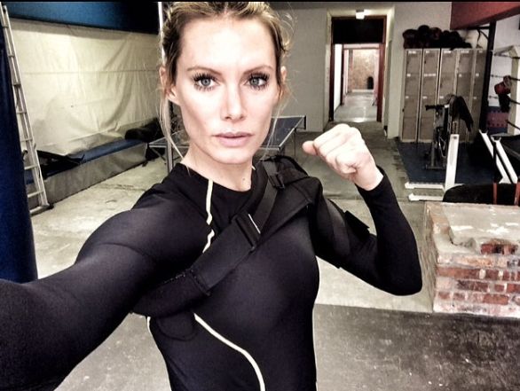 FOTO | O cascadoare cere despăgubiri de milioane de euro. I-a luat locul actriței Milla Jovovich și a suferit un accident cumplit