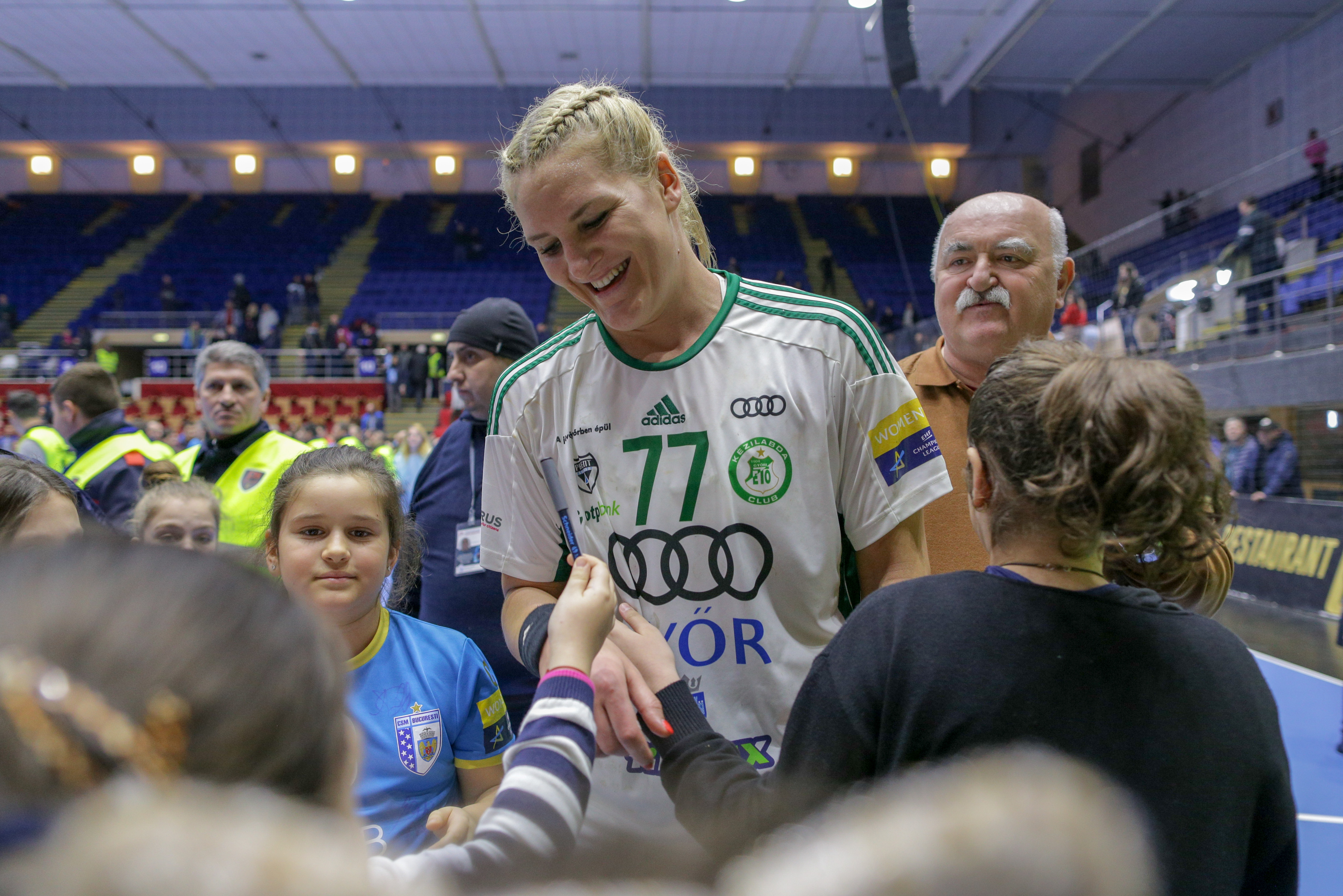 GALERIE FOTO / Cele mai spectaculoase imagini de la meciul de handbal CSM București - Gyor