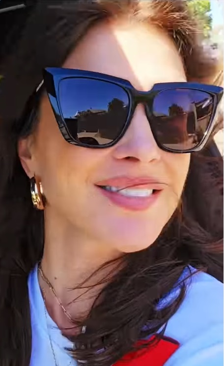 Monica Bîrlădeanu, în brațele lui Valeriu Gheorghiță. Imagini neașteptate din vacanța lor în Delta Dunării: „Măreția naturii e de neegalat”