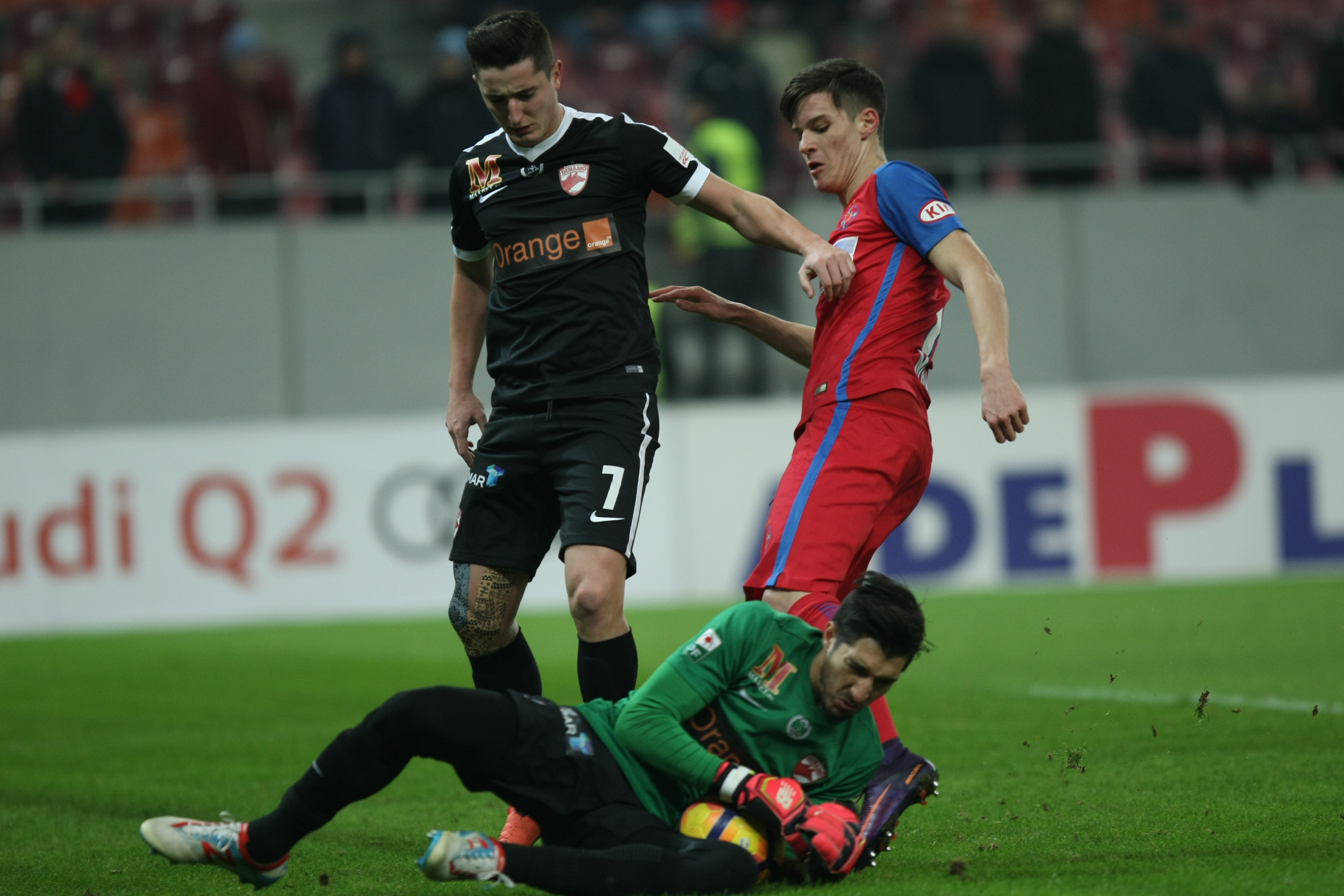 Dinamo - Steaua 4-1. Umilința echipei lui Reghe a fost totală. Mahlangu, Nistor, Lazăr și Rotariu au făcut ”praf” apărarea oaspeților | GALERIE FOTO