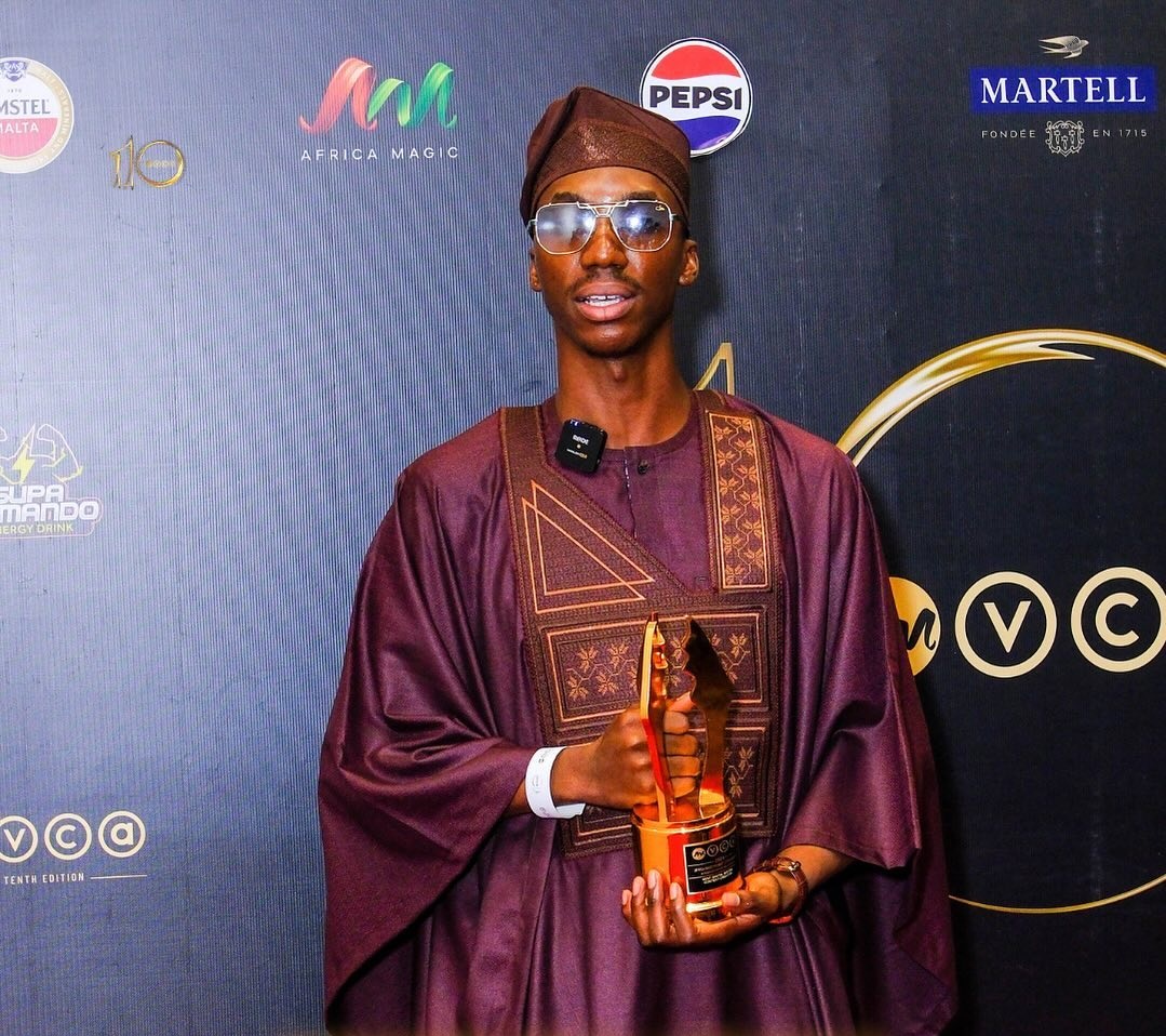 Layi Wasabi with his Best Digital Content Creator award at the 2024 AMVCA [Africa Magic]