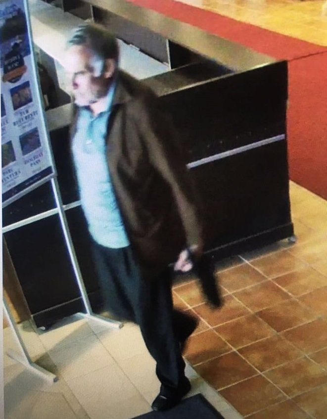 UPDATE: Bărbatul dispărut la Costinești în timp ce aștepta să se cazeze a fost găsit la Eforie. Turistul este în viață/ FOTO