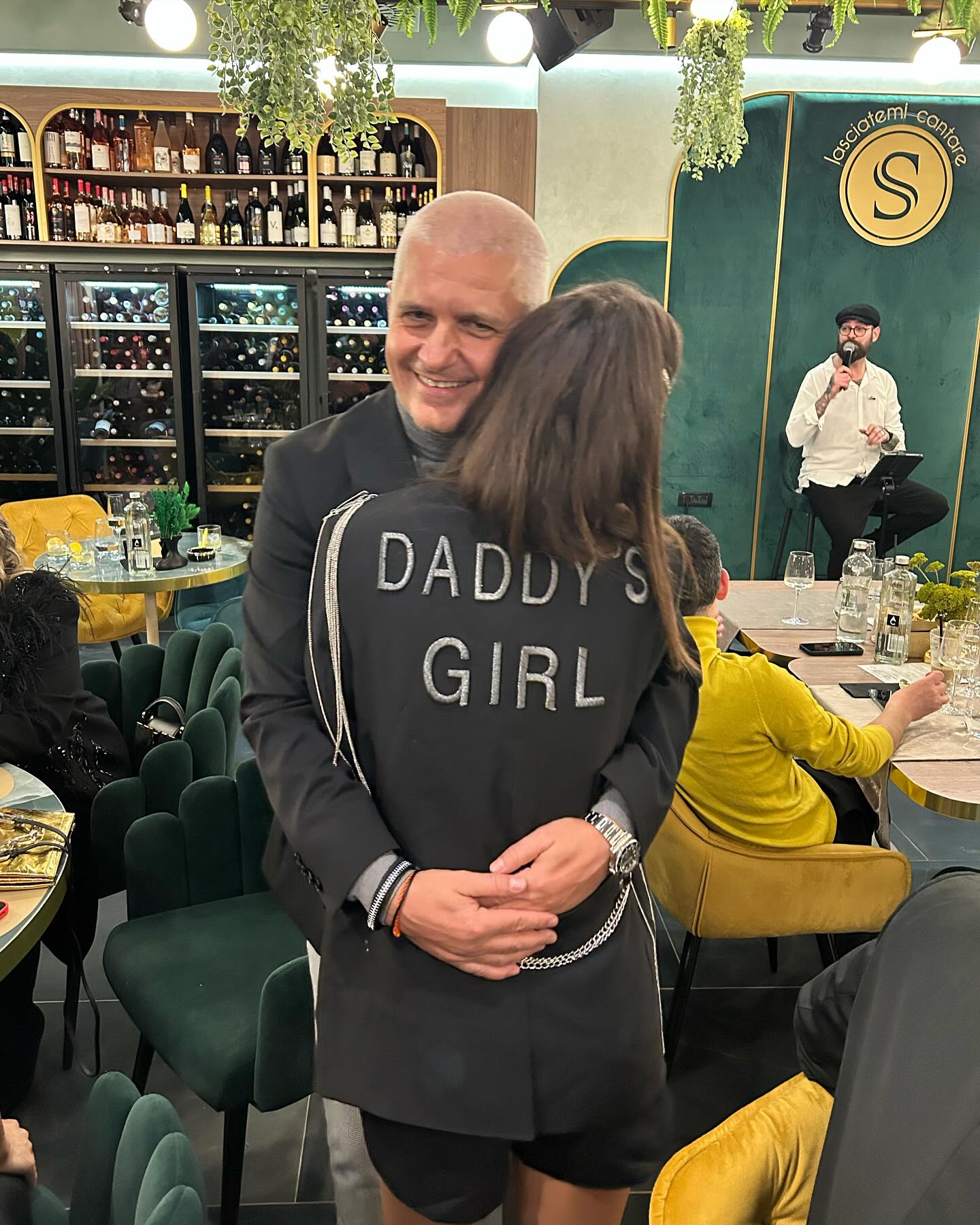 Cât costă să mănânci la restaurantul lui Virgil Ianțu din Pipera. Prezentatorul se laudă cu o mâncare delicioasă