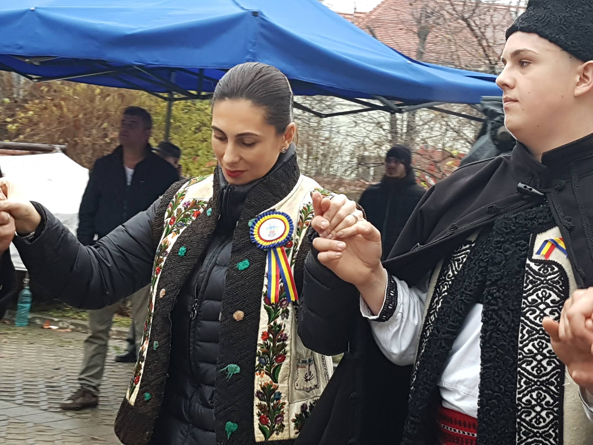 ALDE a dat petrecere în curtea sediului central de la Arcul de Triumf FOTO&VIDEO