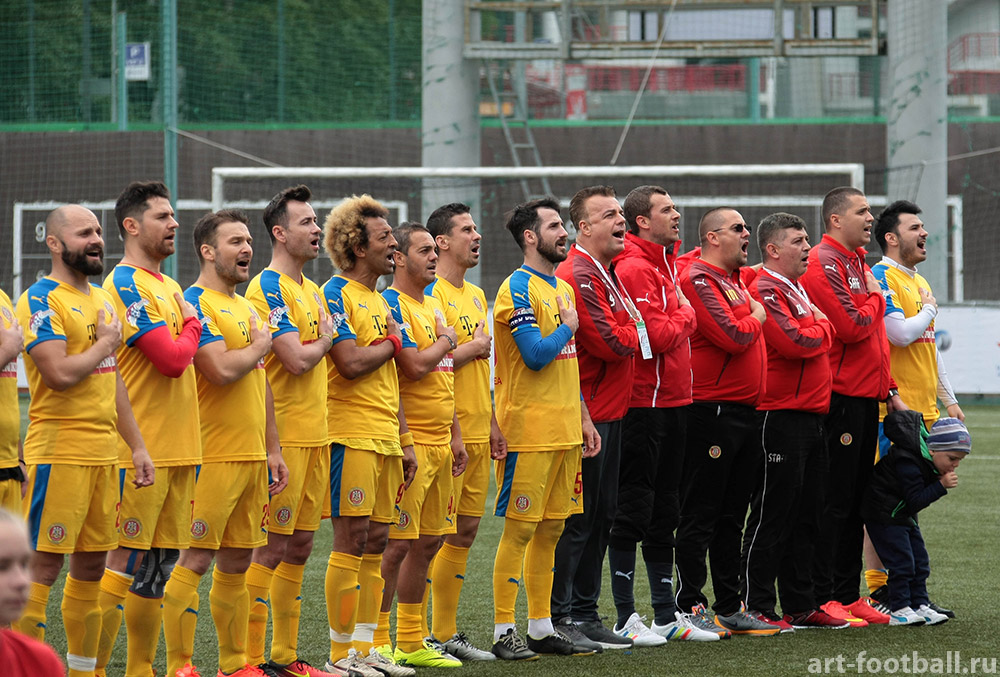 Pe ce loc a terminat naționala artiștilor fotbaliști la Campionatul Mondial - Moscova Art Football 2017. Temișan, Enache și Kamara au impresionat prin muzica lor / FOTO