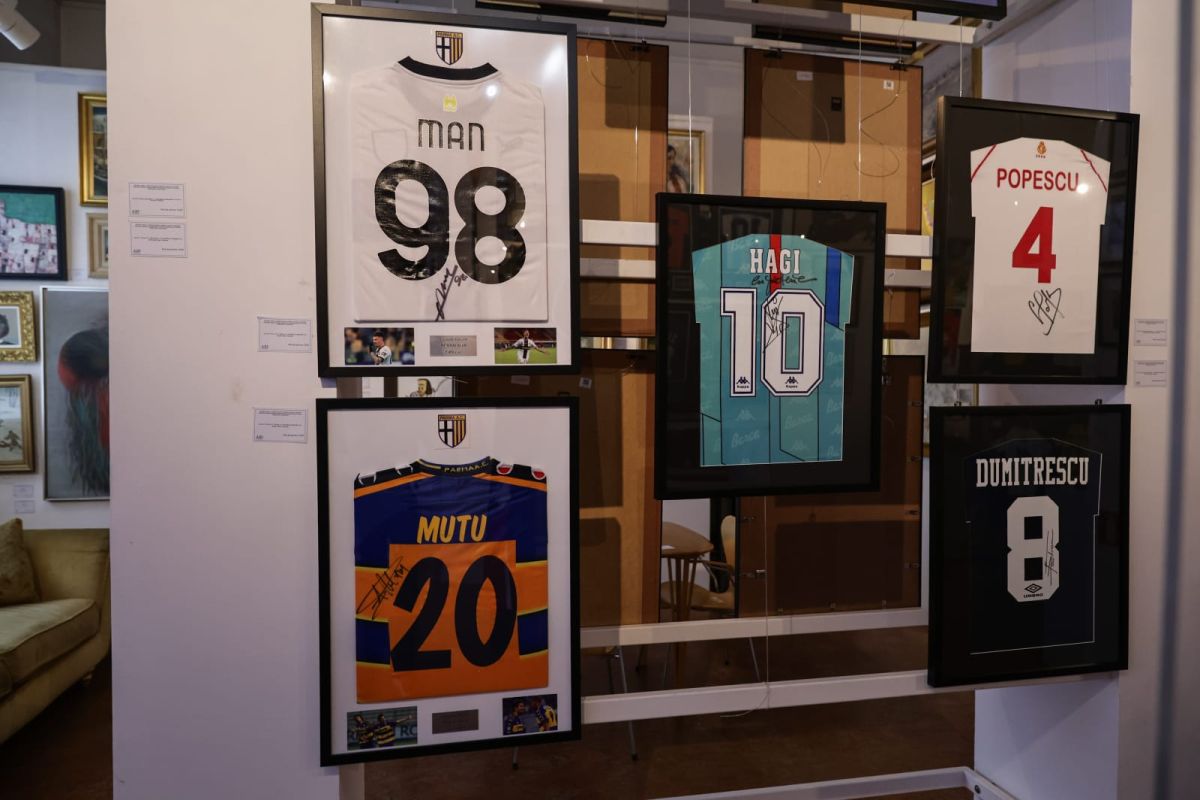Cât costă un tricou semnat de Maradona sau Pele la gala caritabilă lansată de Ziua Națională Grigorescu