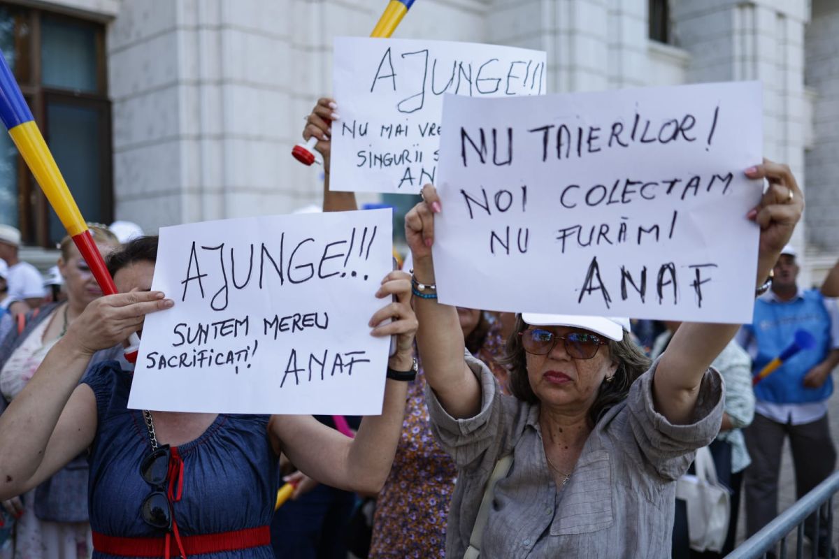 Sindicatele critică măsurile fiscale: „E ca și cum ospătarul îți aduce ciorba și apoi ți-o ia înapoi”