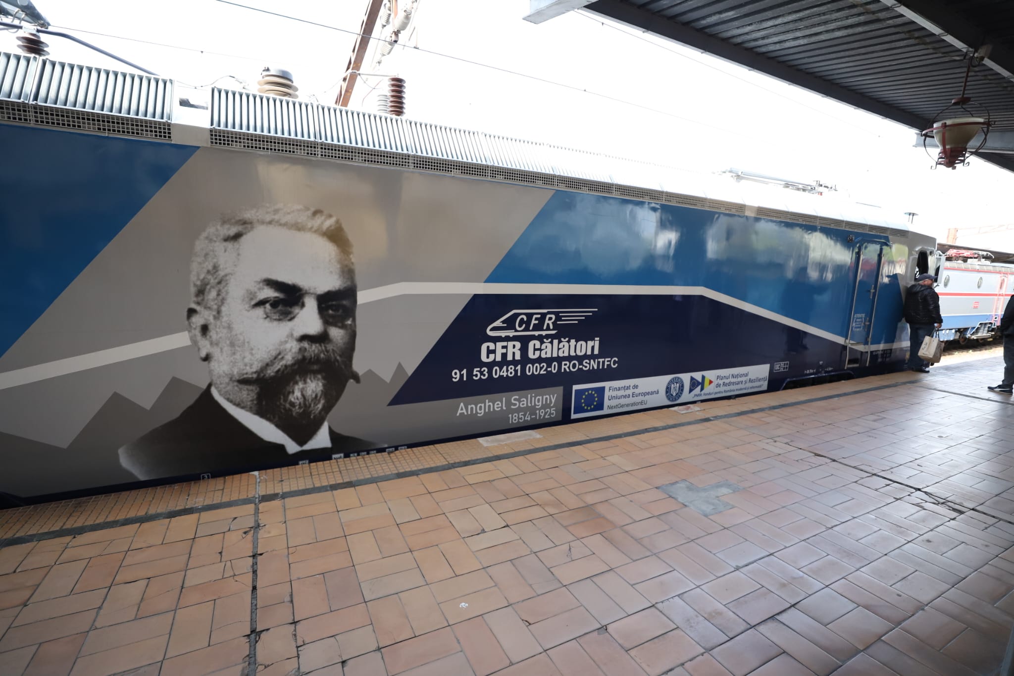 Viteză, confort și lift pentru persoane cu dizabilități. Primul tren modernizat complet circulă de astăzi pe ruta București-Constanța