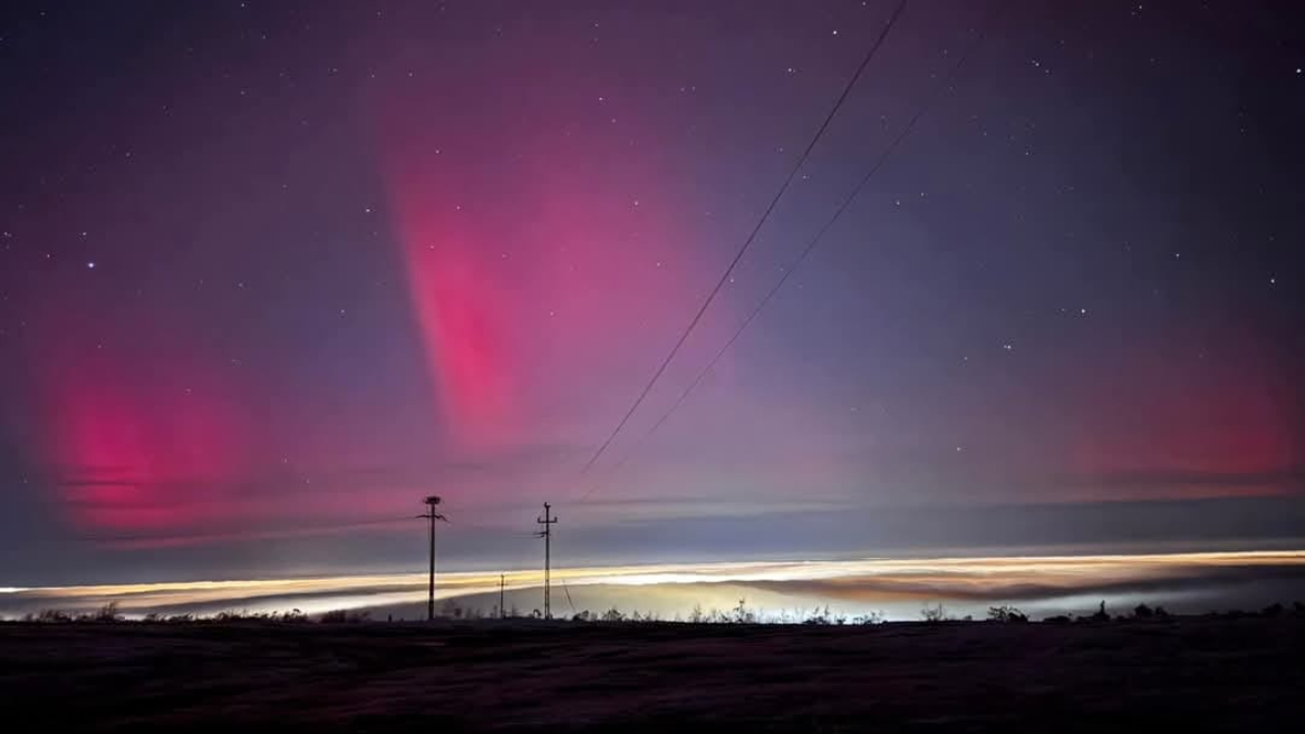 Imagini spectaculoase la Cluj cu aurora boreală vizibilă în noaptea de 1 ianuarie