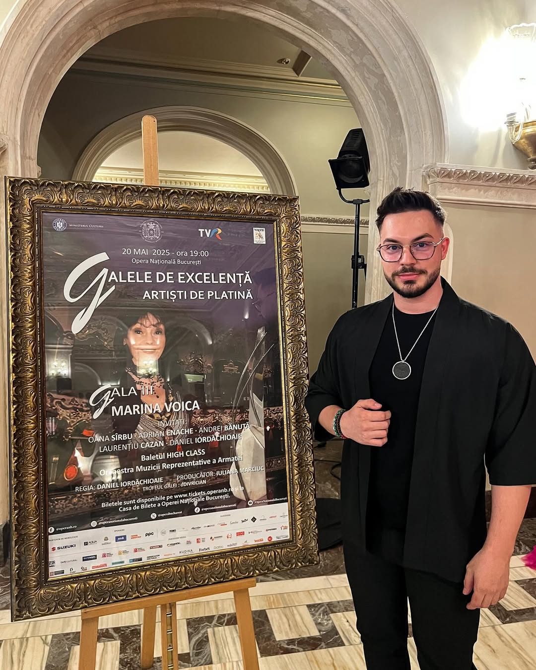 Cine e tânărul misterios alături de care Ozana Barabancea a fost surprinsă în vacanță la Plaiul Foii: „Relație foarte frumoasă”