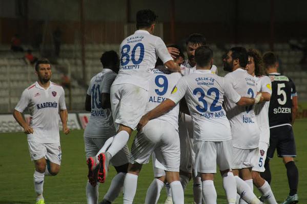 Alexe a urcat-o pe Karabukspor pe locul 3 / GALERIE FOTO