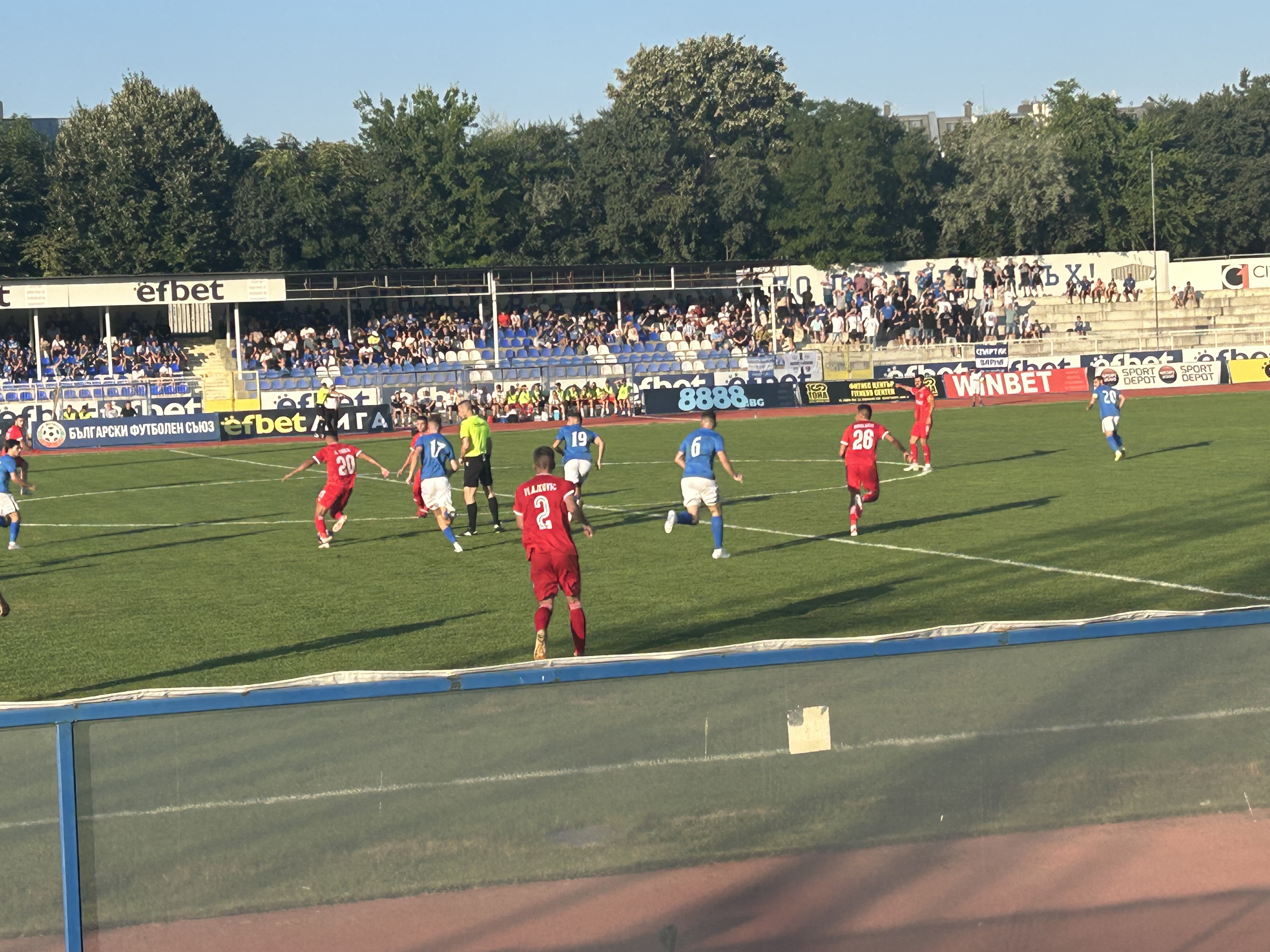 Fotbalistul care i-a luat chiloții lui Maradona după meciul la Mondial și clubul care a schimbat șefii cu 4 zile înainte să înceapă campionatul