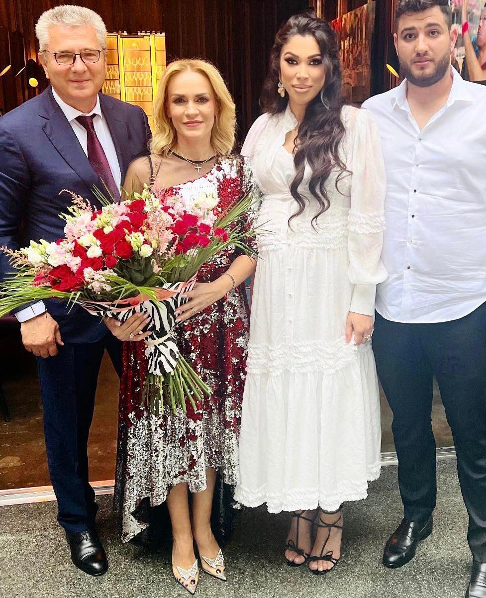 Fostul soț al Ralucăi Pastramă, surprins în compania altei femei, după ce a anunțat divorțul de vedetă. Ibrahim Ibru nu se ascunde