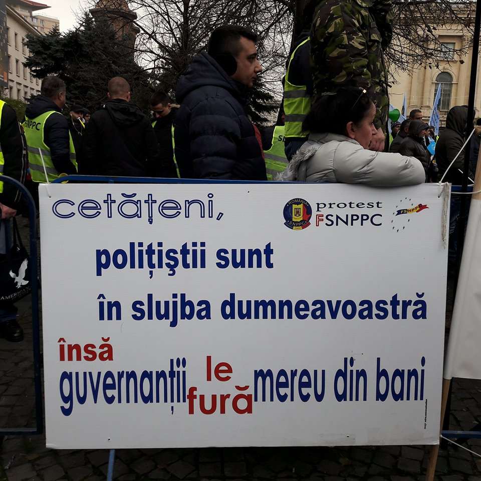 FOTO & VIDEO | Protest al sindicaliștilor din poliție și penitenciare. Reacția MAI