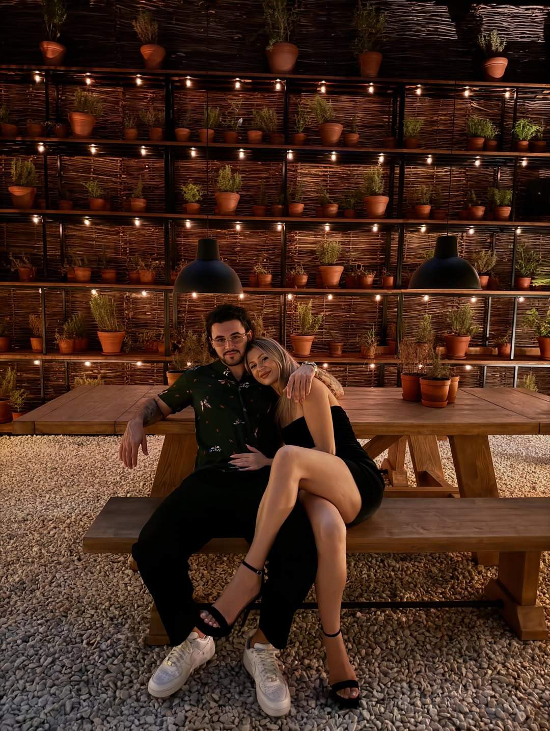 Imagini rare cu Mario Fresh și Raluca, sora lui. Ce mesaj i-a transmis de ziua ei onomastică. „De aici începe viața frumoasă”