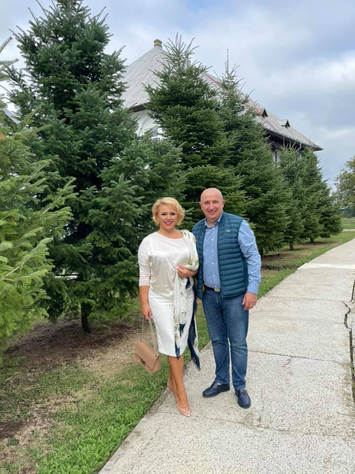 Cornelia Rednic, în rolul de prezentatoare TV. Ce emisiune prezintă și la ce post: „Acum s-a ivit ocazia”