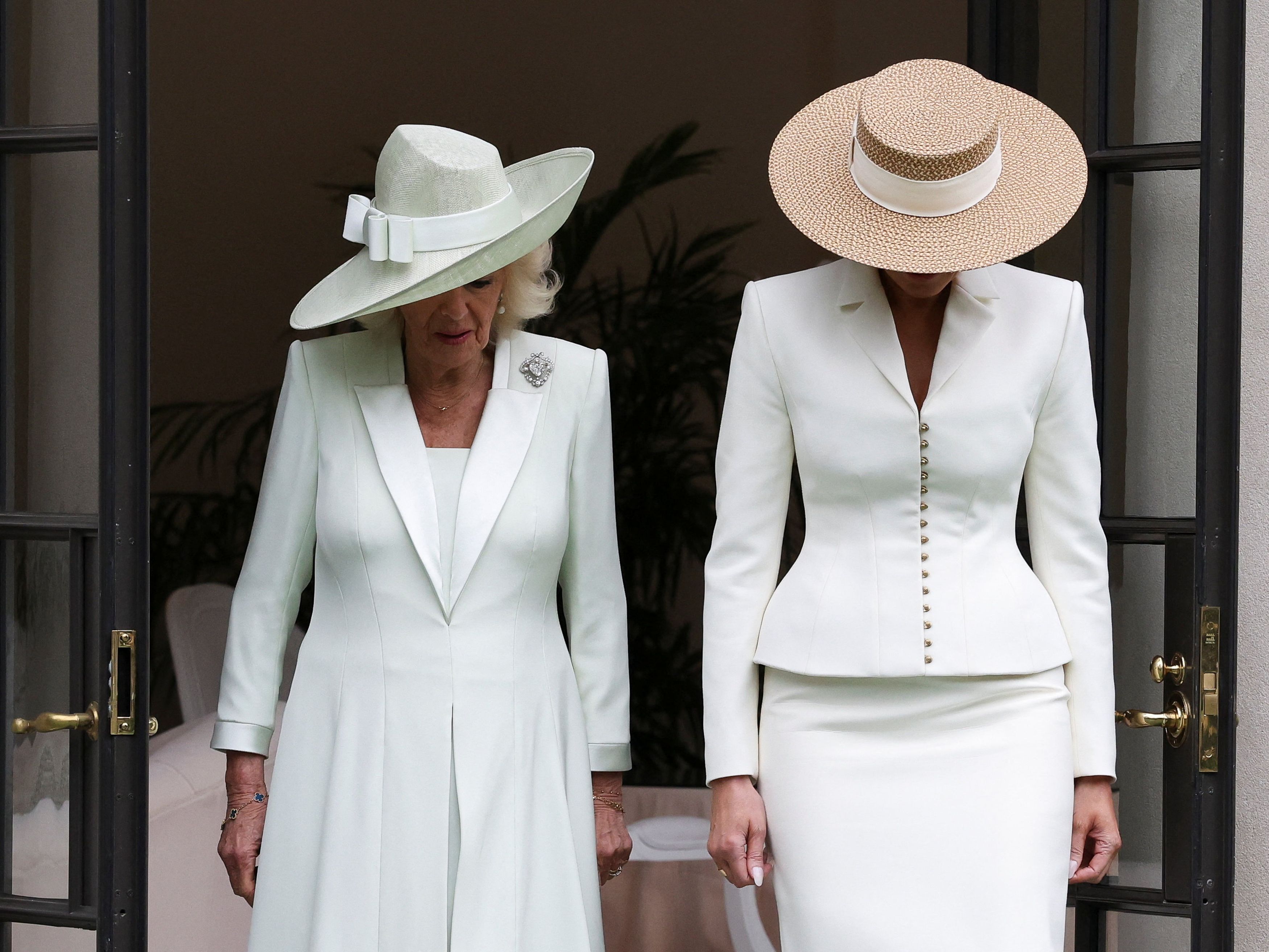 Cum au apărut regina Camilla și Melania Trump la Casa Albă. Și-au asortat ținutele două zile la rând
