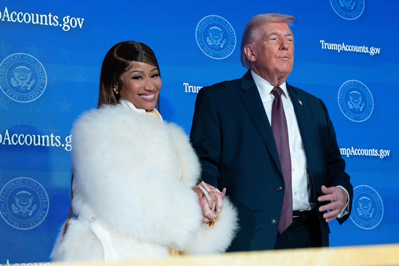 Nicki Minaj zice că e „cel mai mare fan” al lui Donald Trump. Ce primește, în schimb, cântăreața de la președintele american
