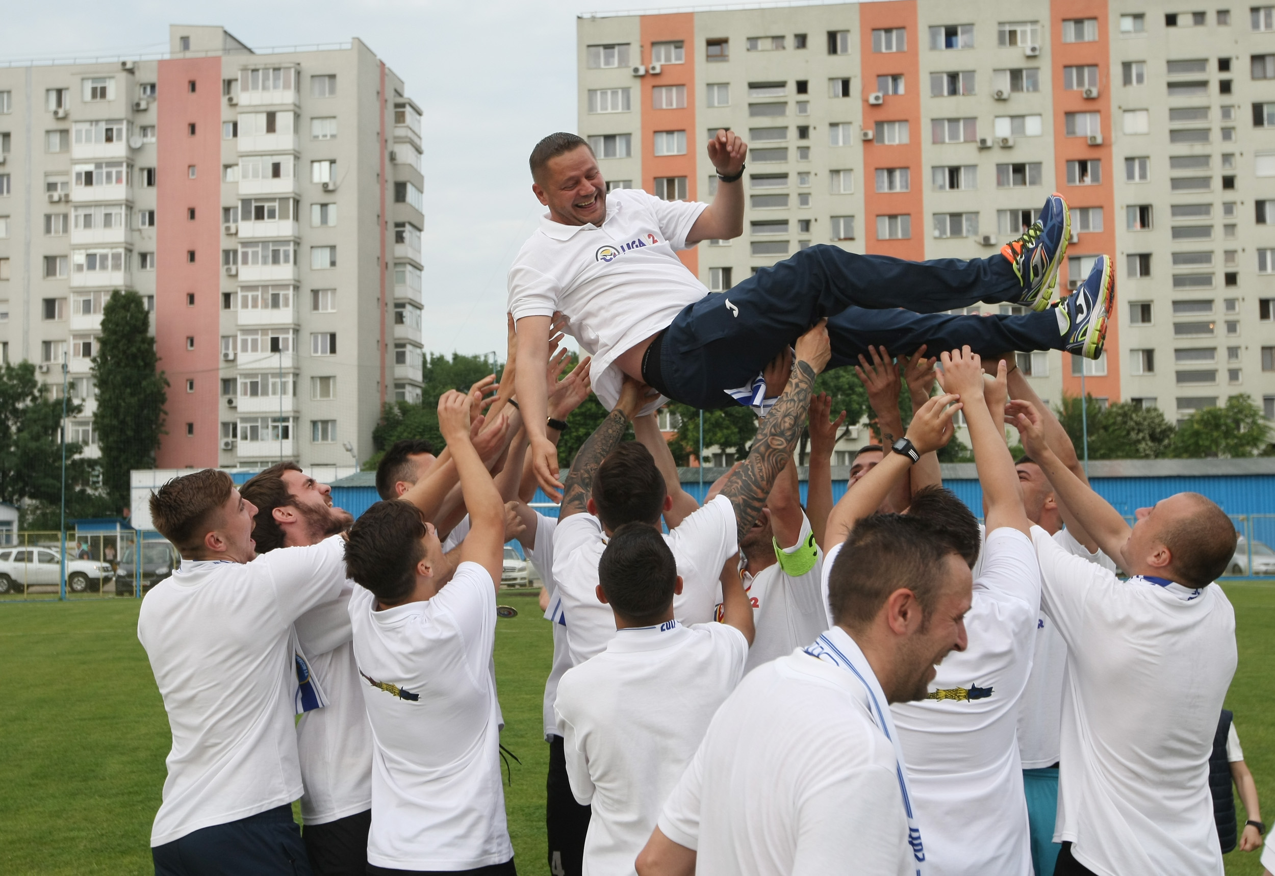 Liga 2, etapa 38. Juventus a sărbătorit promovarea. Sepsi e şi ea în Liga 1, iar UTA merge la baraj. Foresta nu s-a prezentat la Călăraşi! / FOTO