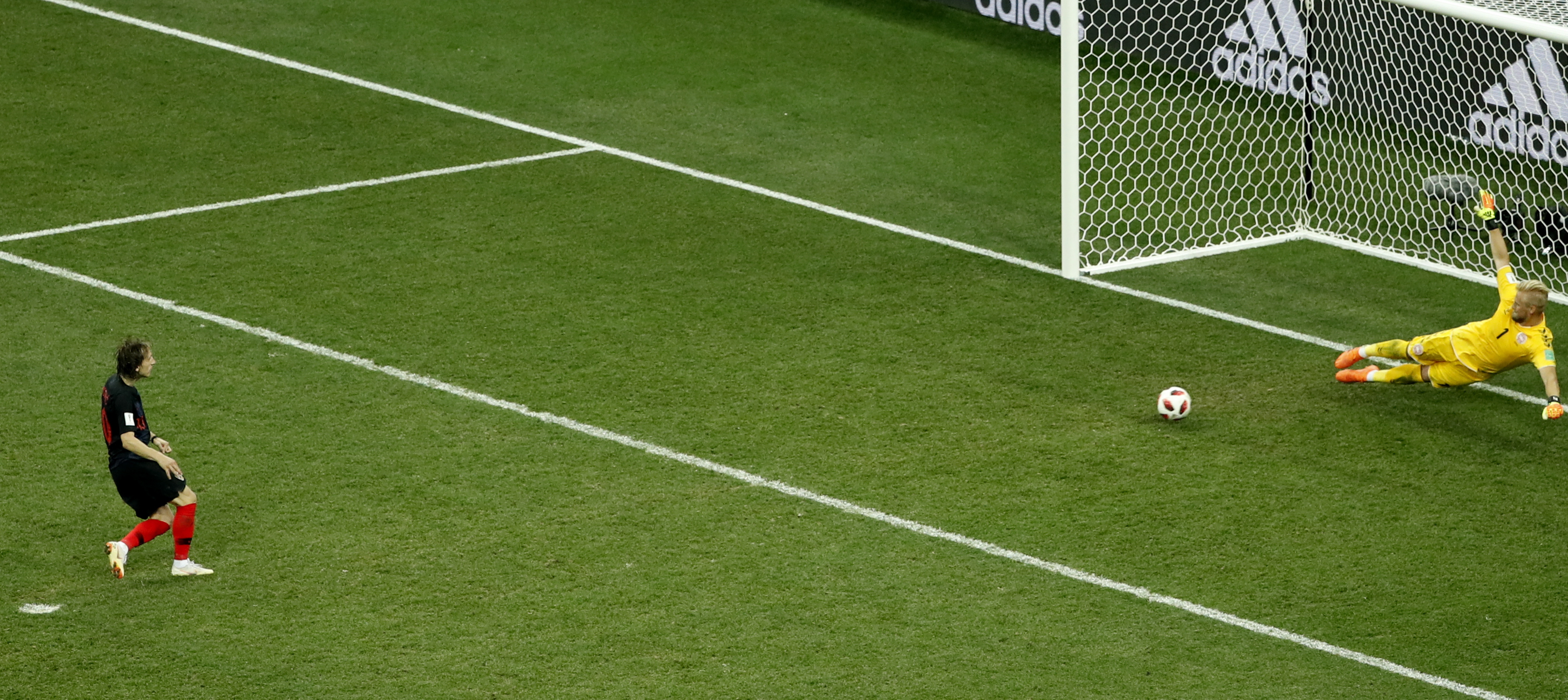 Croația - Danemarca, la Campionatul Mondial de fotbal Rusia 2018: 4-3 (1-1, 1-1, după loviturile de departajare). Dramatism total de la punctul cu var