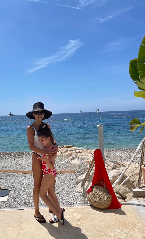 Simona Pătruleasa a spus ce meserie a avut înainte de a deveni prezentatoare TV. „Am profesat 6 ani. Uite că viața m-a dus într-o altă zonă”