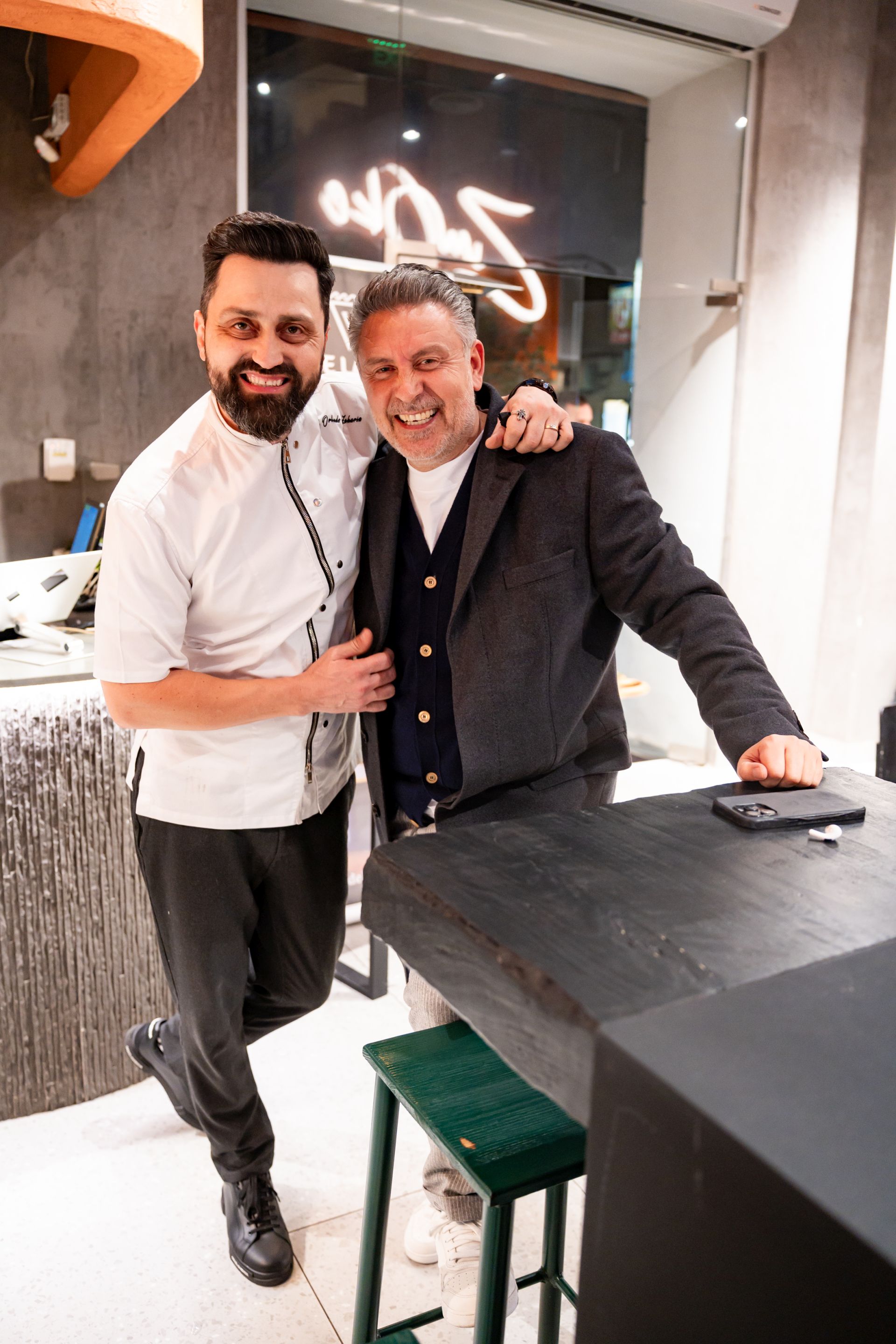 Preparatul cu care jurații de la „Chefi la cuțite” l-au impresionat pe Leonard Doroftei. Detalii despre noul sezon al show-ului de la Antena 1