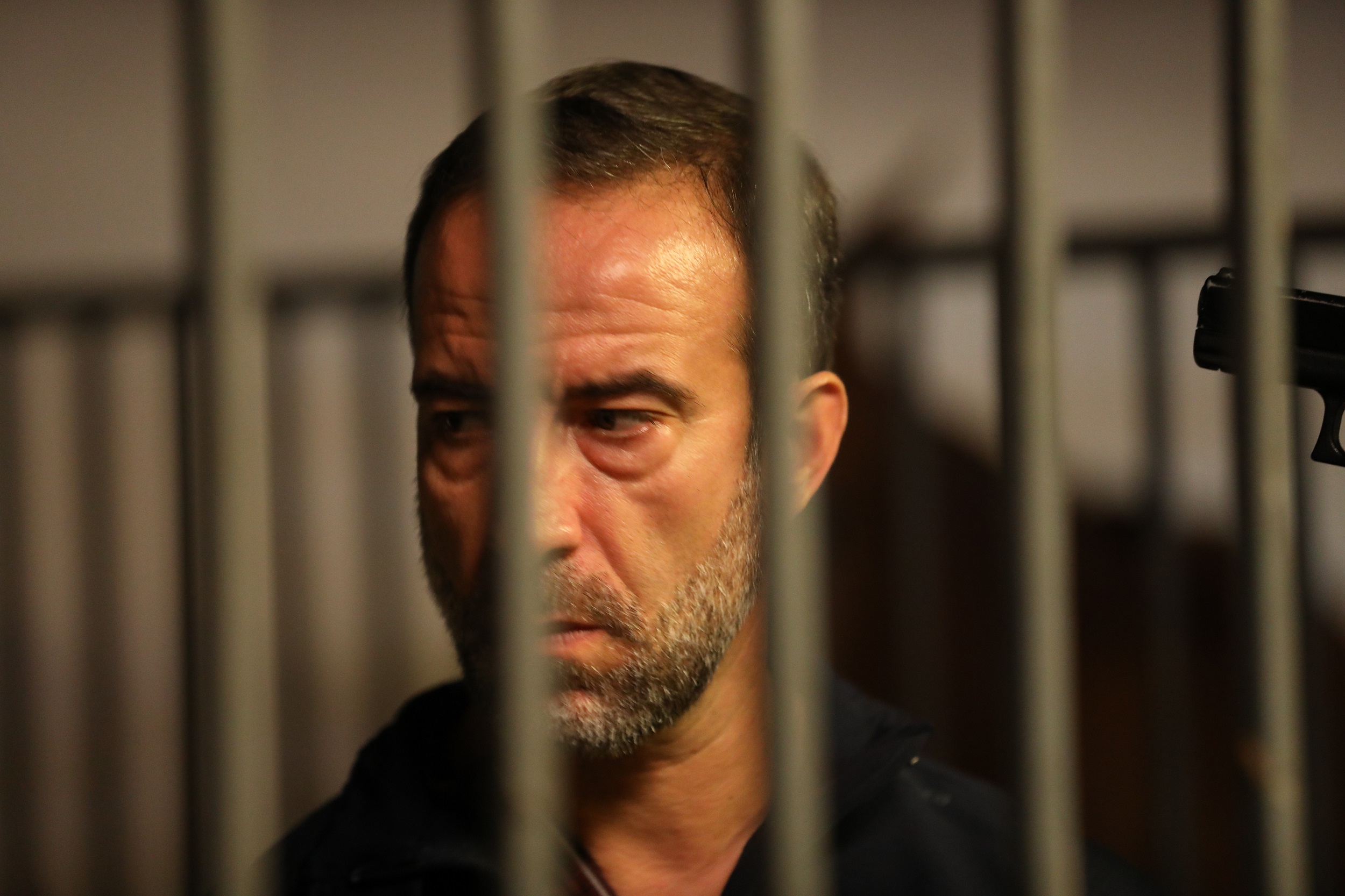 Șerban Pavlu, schimbat involuntar de rolul taximetristului din “Umbre”: “Căutătura ți se înăsprește, devii mai animal”
