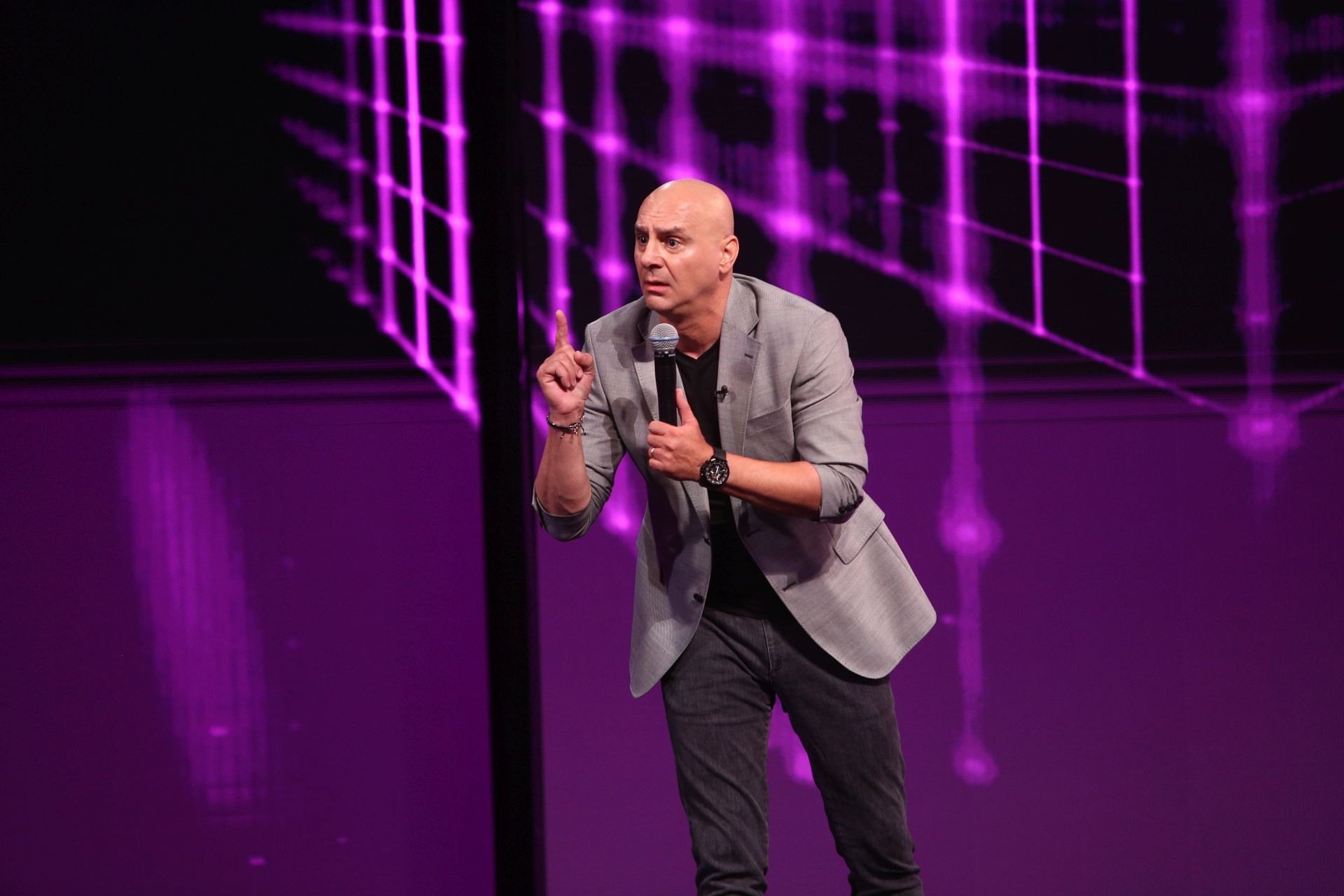Ce se întâmplă în prima semifinală de la Stand-Up Revolution. Decizia luată de Teo