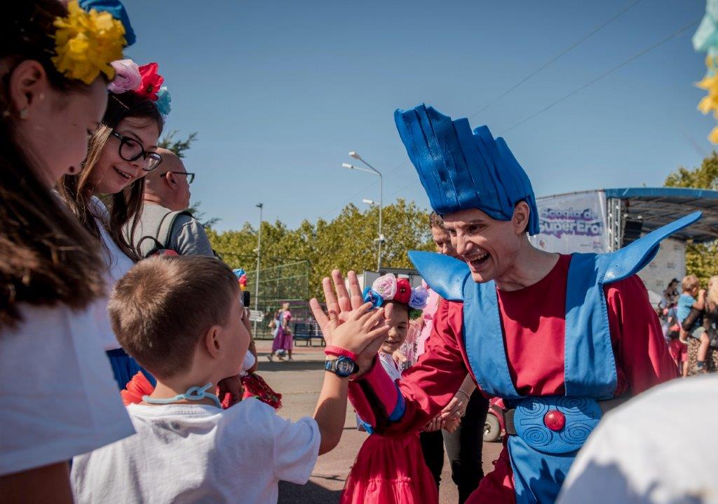 Vino să îți activezi superputerile la începutul școlii la evenimentul Școala de SuperEroi!