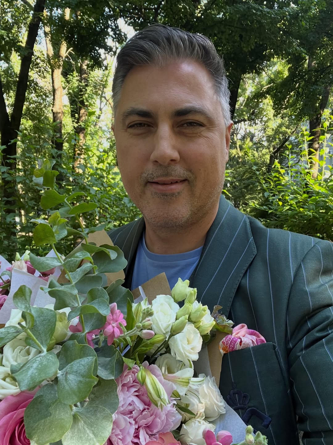 Tradiția pe care Alina Sorescu și Alexandru Ciucu o respectă la final de an școlar! Ce a făcut designerul în timp ce artista era la câțiva metri distanță