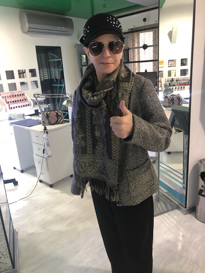 Cel mai emoționant mesaj al Anamariei Prodan despre mama sa. Cum arată Ionela Prodan cu capul descoperit și fără pic de machiaj | FOTO
