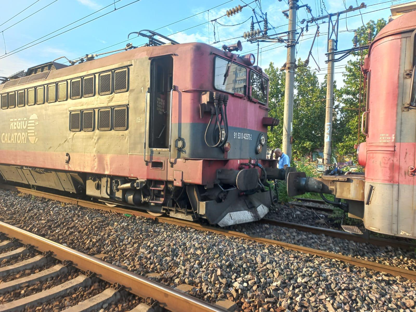 15 persoane rănite în Gara Basarab din București, după ce o locomotivă a lovit vagoanele la care urma să se cupleze